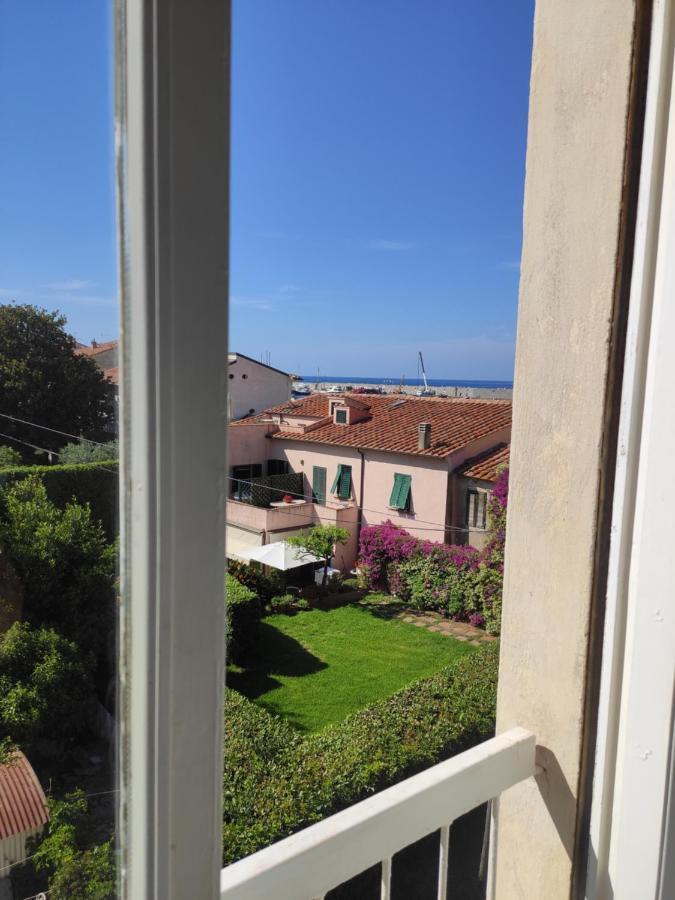 Hotel Imperia Marciana Marina  Exteriör bild